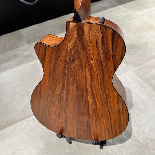 TAYLOR 724 CE KOA CHITARRA ACUSTICA ELETTRIFICATA B-Stock