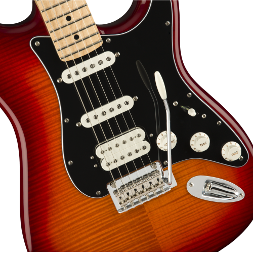 FENDER Player Stratocaster HSS Plus Top, Maple, Aged Cherry Burst