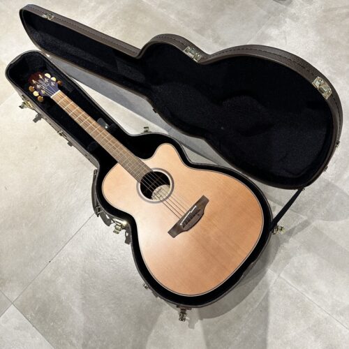 TAKAMINE P3MC CHITARRA ACUSTICA ELETTRIFICATA B-Stock