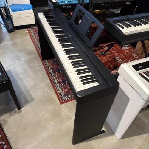 YAMAHA P45B TASTIERA 88 TASTI CON TASTI PESATI + MOBILETTO USATO