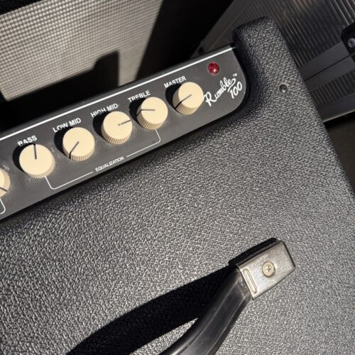FENDER RUMBLE 100 AMPLIFICATORE COMBO PER BASSO USATO