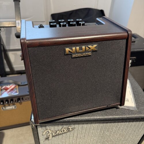 NUX AC-25 AMPLIFICATORE COMBO PER CHITARRA ACUSTICA USATO
