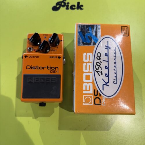 BOSS DS-1 DISTORTION WITH ULTRA MOD USATO