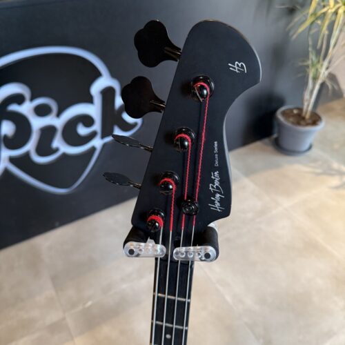 HARLEY BENTON BASSO ELETTRICO 4 CORDE. BLACK SATIN USATO