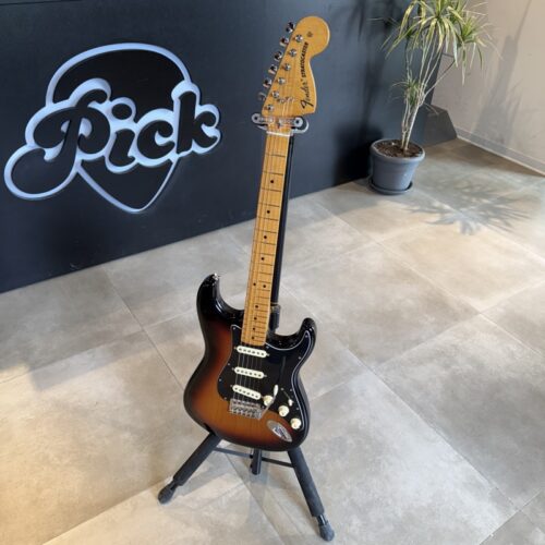 FENDER STRATOCASTER VINTERA II &#039;70 SUNBURST USATO