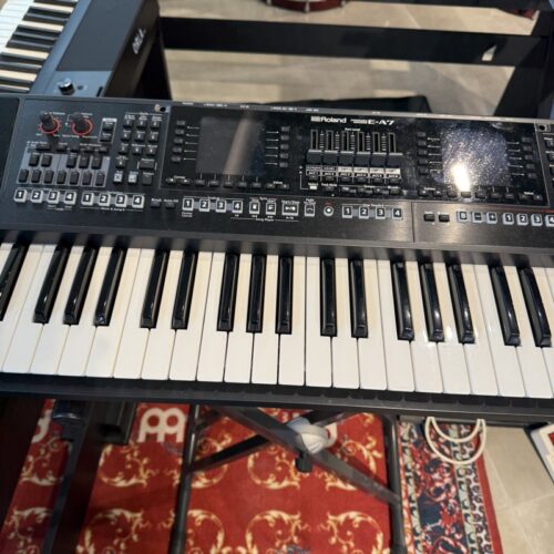 ROLAND E-A7 SYNTH 61 TASTI USATO