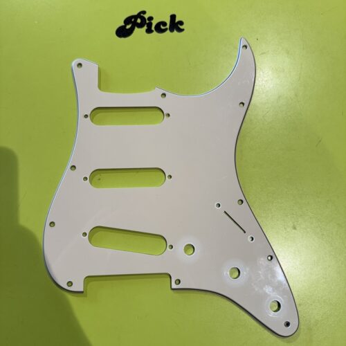 NO BRAND BATTIPENNA PER STRATOCASTER SSS CREMA USATO