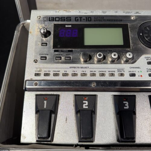 BOSS GT-10 PEDALIERA MULTIEFFETTO PER CHITARRA USATO